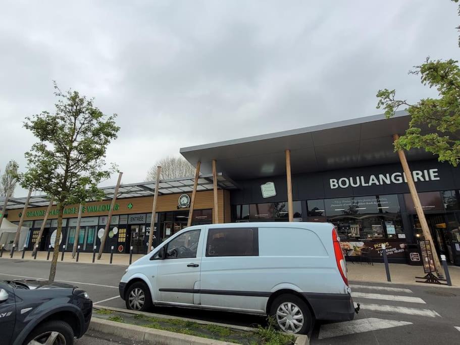 Joli T2, Terrasse Et Jardin, Ideal Pour Familles, A 15 Min De L'Aeroport Roissy Cdg Tremblay-en-France Exterior foto