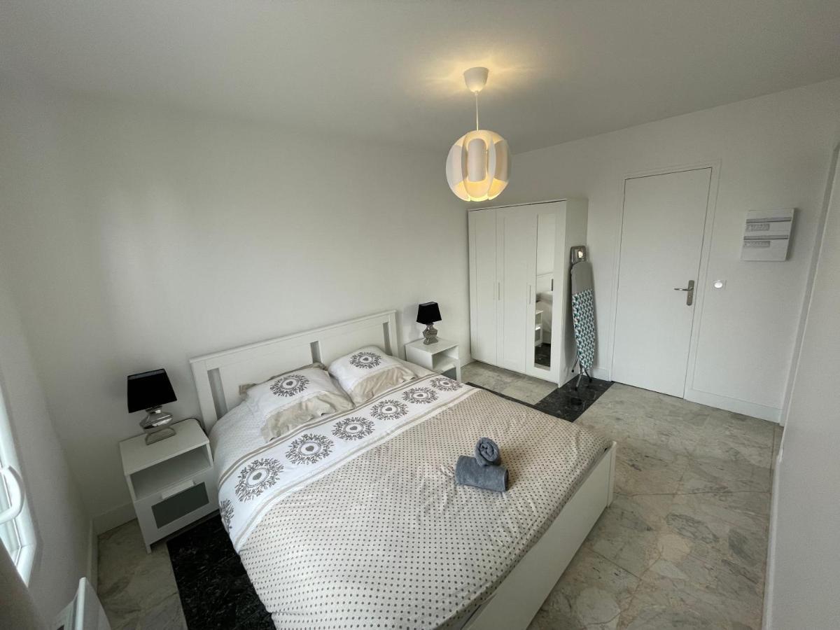 Joli T2, Terrasse Et Jardin, Ideal Pour Familles, A 15 Min De L'Aeroport Roissy Cdg Tremblay-en-France Exterior foto